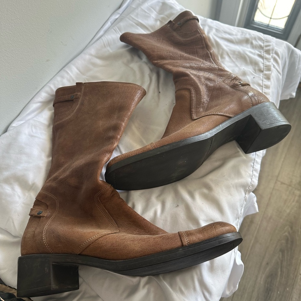Prego Italian boots 10/41 Tan new never worn